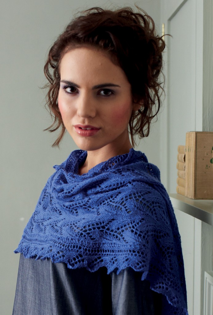 This beautiful wrap is featured in the Railto Lace booklet